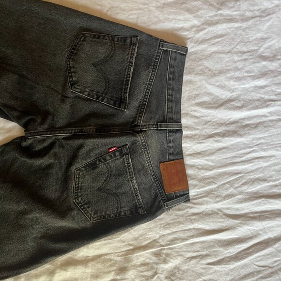 26x32 Levi's 501 '90s Women's Jeans - Picture 6 of 9